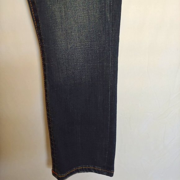 True Religion Jeans "Halle" size 27 Capri Y2k Dark Wash Preppy Travel Stre - Picture 13 of 16